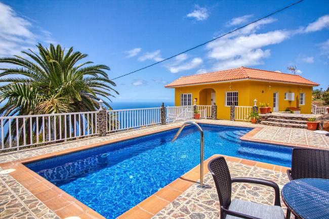 Villa with pool and rental license, boasting unique sea views in Tijarafe